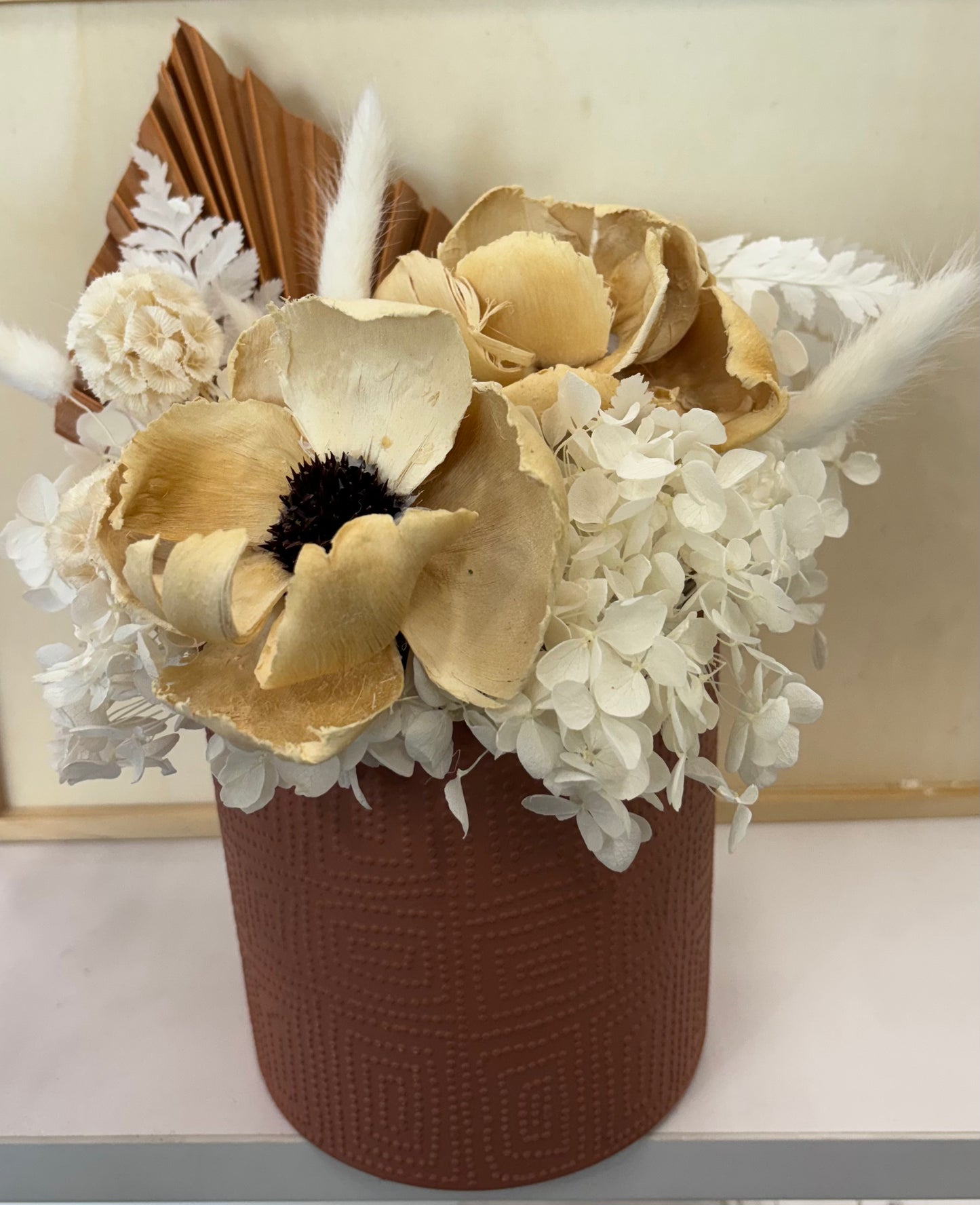 Dried flower arrangement