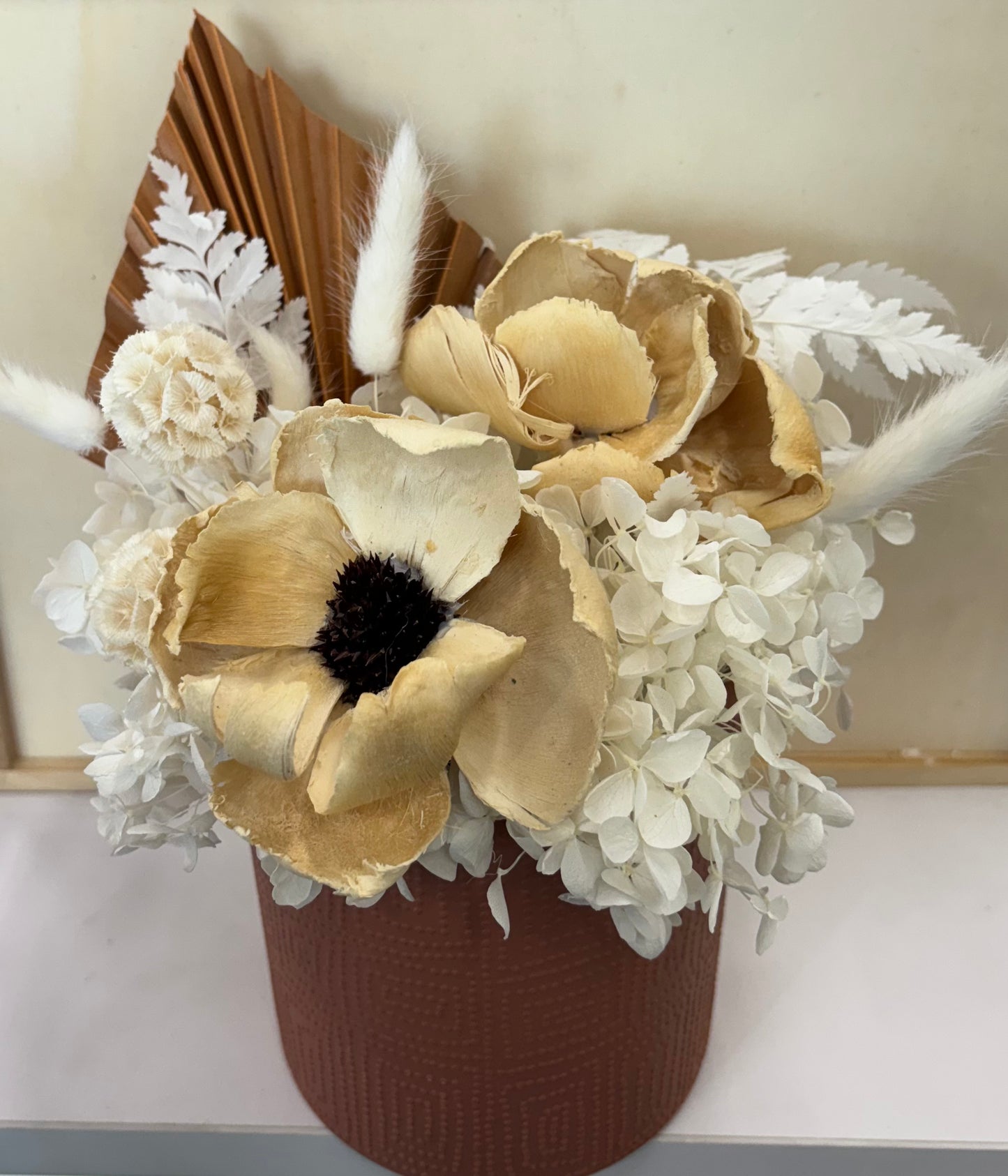 Dried flower arrangement