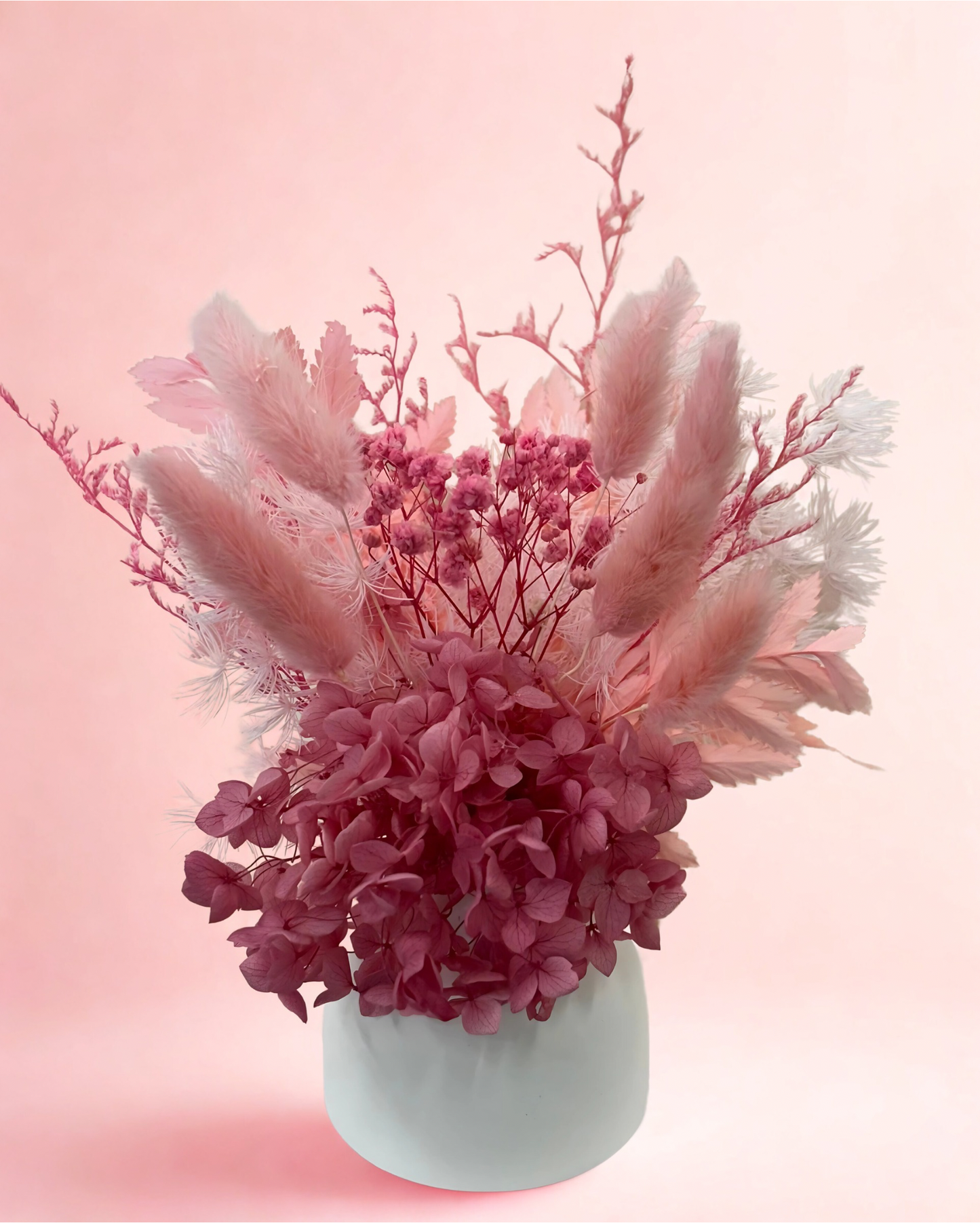Small dried flower arrangement